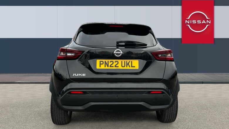 Nissan Juke 1.0 DiG-T 114 N-Connecta 5dr Petrol Hatchback